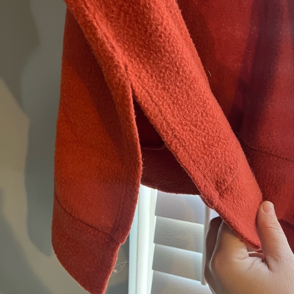 Women’s orange sweater. Size Large - Picture 2 of 4